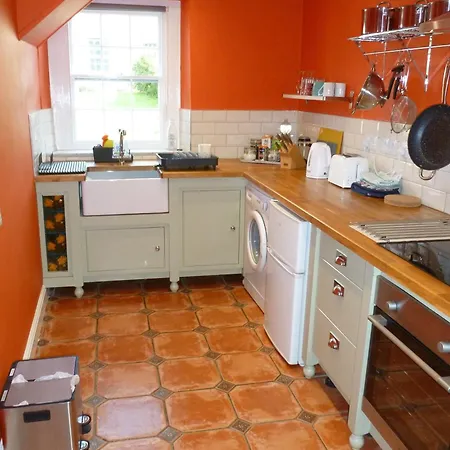 The Coach House, בית נופש